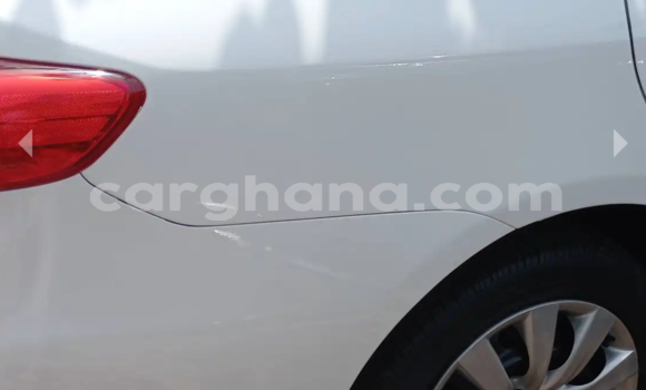 Buy Used Toyota Corolla White Car in Accra in Greater Accra Buy Used Toyota Corolla White Car in Accra in Greater Accra