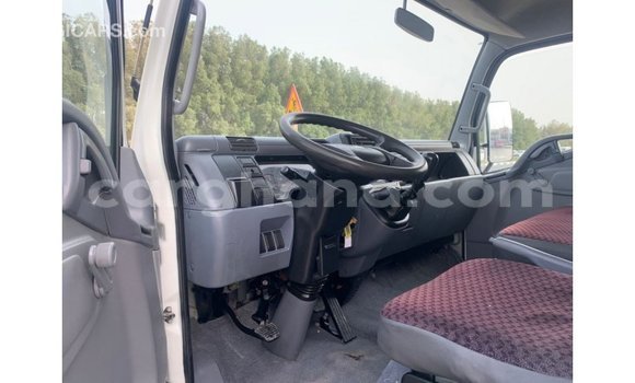 Ra Imported Mitsubishi i funfun Ọkọ̀ in Import - Dubai ni Ashanti Ra Imported Mitsubishi i funfun Ọkọ̀ in Import - Dubai ni Ashanti