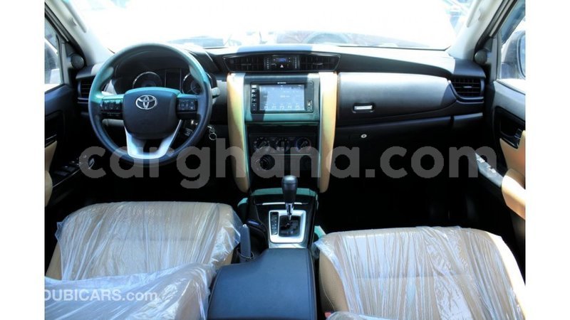 Big with watermark toyota fortuner ashanti import dubai 44954