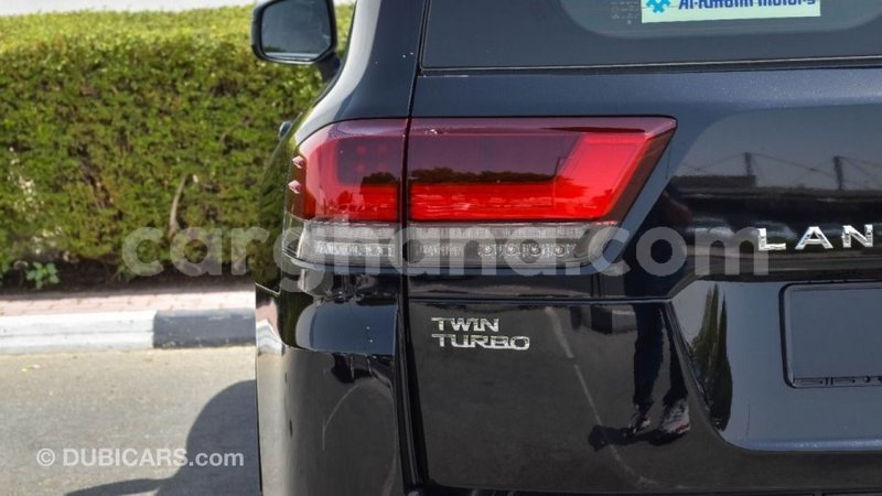 Big with watermark toyota land cruiser ashanti import dubai 44956