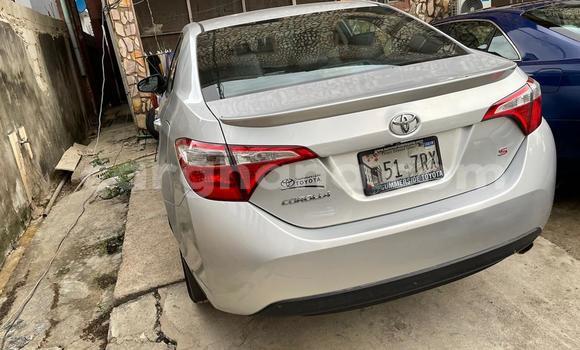 Buy Used Toyota Corolla Silver Car in Sekondi–Takoradi Metropolitan in Western