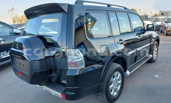 Sayi Na hannu Mitsubishi Pajero Sport Black Mota in Tema a Greater Accra Sayi Na hannu Mitsubishi Pajero Sport Black Mota in Tema a Greater Accra