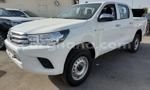 Buy Used Toyota Hilux White Car in Tema in Greater Accra Buy Used Toyota Hilux White Car in Tema in Greater Accra