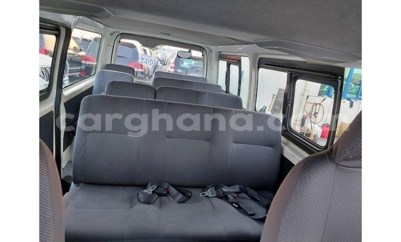 Sayi Na hannu Toyota Hiace White Mota in Tema a Greater Accra Sayi Na hannu Toyota Hiace White Mota in Tema a Greater Accra