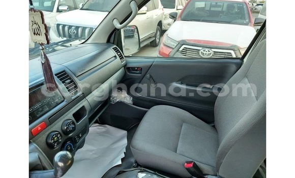 Sayi Na hannu Toyota Hiace White Mota in Tema a Greater Accra Sayi Na hannu Toyota Hiace White Mota in Tema a Greater Accra