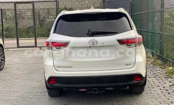 Sayi Na hannu Toyota Highlander White Mota in Accra a Greater Accra Sayi Na hannu Toyota Highlander White Mota in Accra a Greater Accra