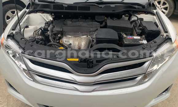 Buy Used Toyota Venza White Car in Accra in Greater Accra Buy Used Toyota Venza White Car in Accra in Greater Accra