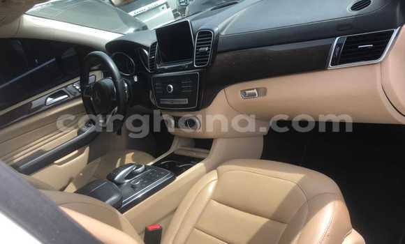 Sayi Na hannu Mercedes‒Benz GLE White Mota in Accra a Greater Accra Sayi Na hannu Mercedes‒Benz GLE White Mota in Accra a Greater Accra