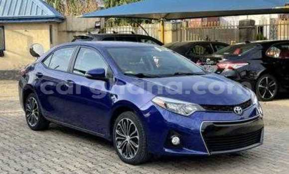 Sayi Na hannu Toyota Corolla Blue Mota in Accra a Greater Accra