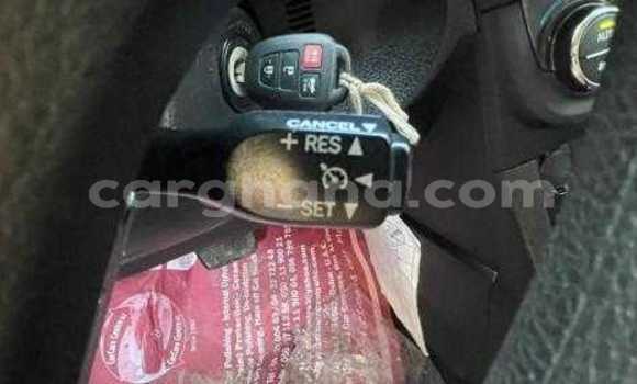 Buy Used Toyota Corolla Beige Car in Accra in Greater Accra Buy Used Toyota Corolla Beige Car in Accra in Greater Accra