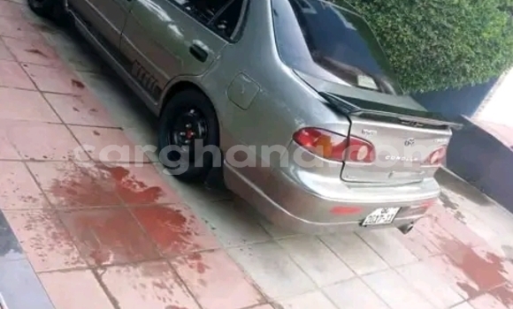 Sayi Na hannu Toyota Corolla Azurfa Mota in Accra a Greater Accra Sayi Na hannu Toyota Corolla Azurfa Mota in Accra a Greater Accra
