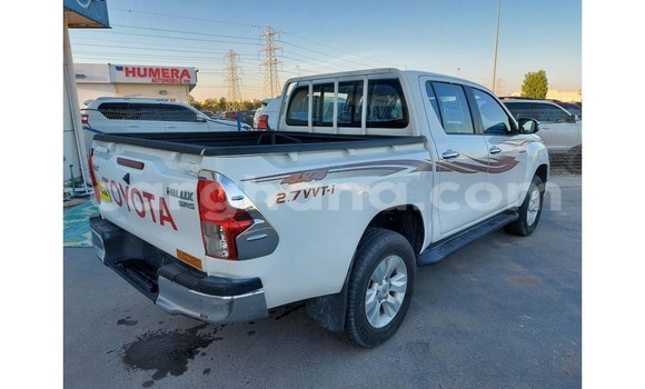 Buy Used Toyota Hilux White Car in Tema in Greater Accra