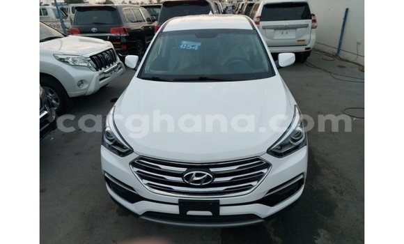 Buy Used Hyundai Santa Fe White Car in Accra in Greater Accra Buy Used Hyundai Santa Fe White Car in Accra in Greater Accra