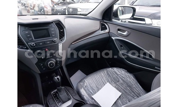Buy Used Hyundai Santa Fe White Car in Accra in Greater Accra Buy Used Hyundai Santa Fe White Car in Accra in Greater Accra