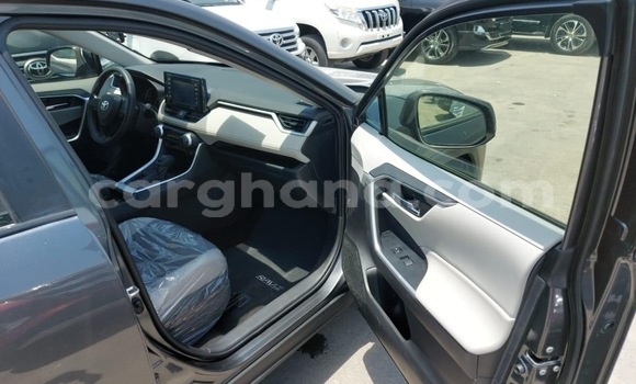 Ra Àlòkù Toyota RAV4 Black Ọkọ̀ in Tema ni Greater Accra Ra Àlòkù Toyota RAV4 Black Ọkọ̀ in Tema ni Greater Accra