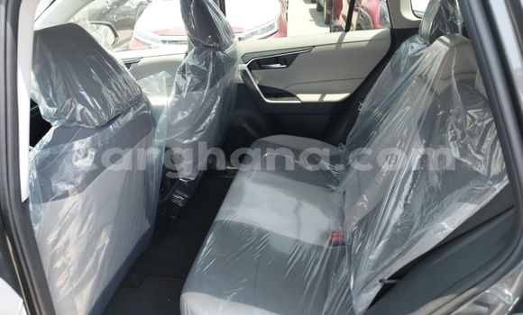 Ra Àlòkù Toyota RAV4 Black Ọkọ̀ in Tema ni Greater Accra Ra Àlòkù Toyota RAV4 Black Ọkọ̀ in Tema ni Greater Accra
