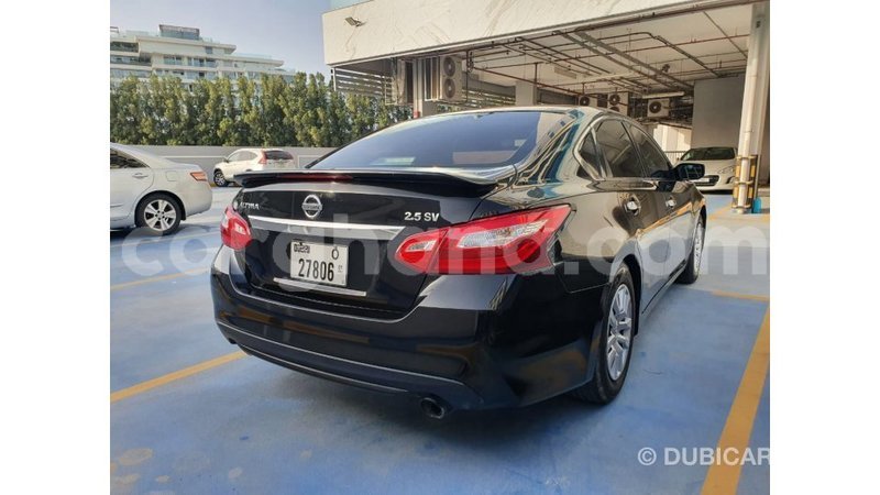 Big with watermark nissan altima ashanti import dubai 45027