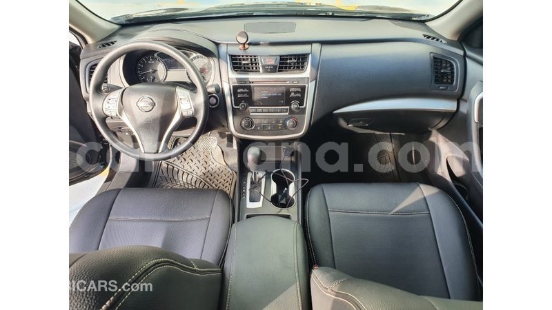 Big with watermark nissan altima ashanti import dubai 45027