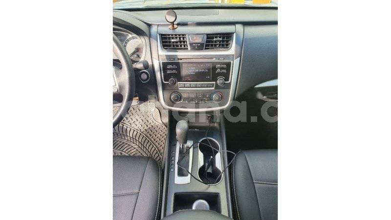 Big with watermark nissan altima ashanti import dubai 45027