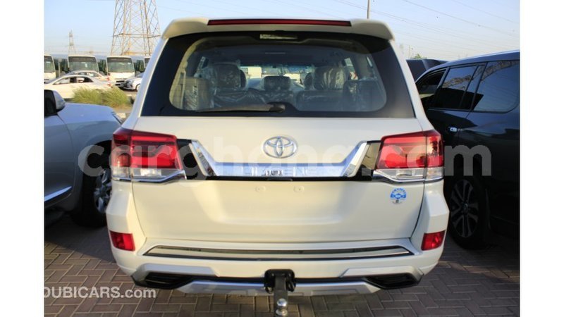 Big with watermark toyota land cruiser ashanti import dubai 45029