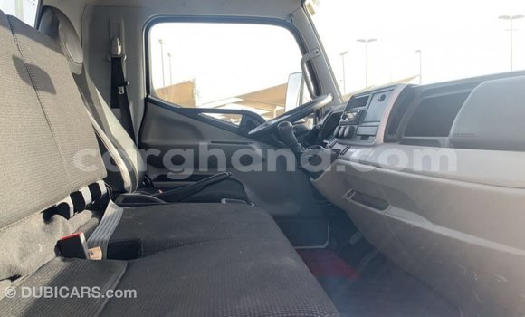 Ra Imported Mitsubishi i funfun Ọkọ̀ in Import - Dubai ni Ashanti Ra Imported Mitsubishi i funfun Ọkọ̀ in Import - Dubai ni Ashanti