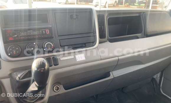 Ra Imported Mitsubishi i funfun Ọkọ̀ in Import - Dubai ni Ashanti Ra Imported Mitsubishi i funfun Ọkọ̀ in Import - Dubai ni Ashanti