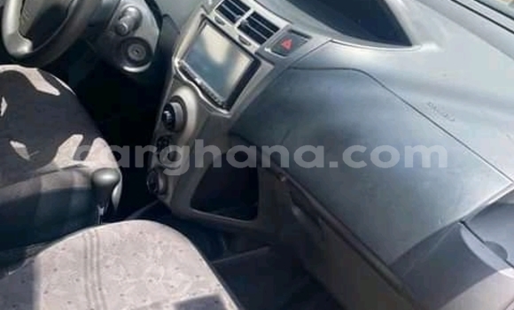 Sayi Na hannu Toyota Vitz Black Mota in Accra a Greater Accra Sayi Na hannu Toyota Vitz Black Mota in Accra a Greater Accra