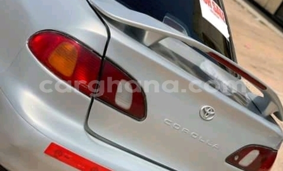 Sayi Na hannu Toyota Corolla Azurfa Mota in Accra a Greater Accra Sayi Na hannu Toyota Corolla Azurfa Mota in Accra a Greater Accra