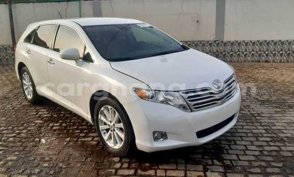 Sayi Na hannu Toyota Venza White Mota in Accra a Greater Accra