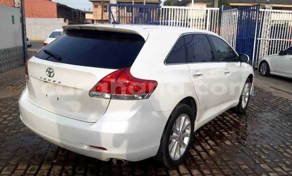Buy Used Toyota Venza White Car in Accra in Greater Accra Buy Used Toyota Venza White Car in Accra in Greater Accra
