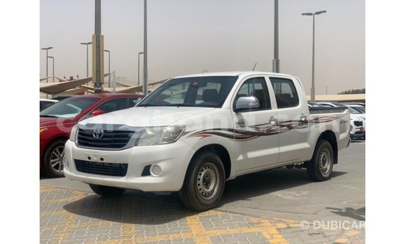 Ra Imported Toyota Hilux funfun Ọkọ̀ in Import - Dubai ni Ashanti Ra Imported Toyota Hilux funfun Ọkọ̀ in Import - Dubai ni Ashanti