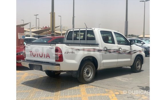 Ra Imported Toyota Hilux funfun Ọkọ̀ in Import - Dubai ni Ashanti Ra Imported Toyota Hilux funfun Ọkọ̀ in Import - Dubai ni Ashanti