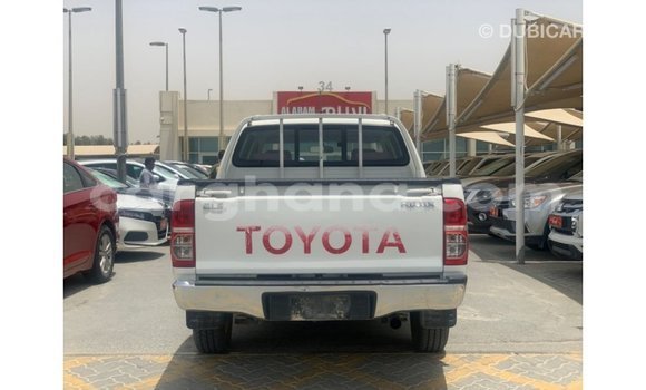 Ra Imported Toyota Hilux funfun Ọkọ̀ in Import - Dubai ni Ashanti Ra Imported Toyota Hilux funfun Ọkọ̀ in Import - Dubai ni Ashanti