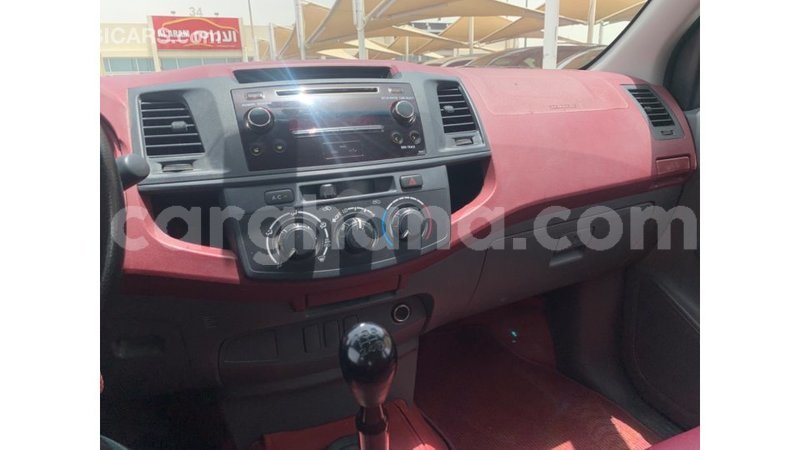 Big with watermark toyota hilux ashanti import dubai 45081