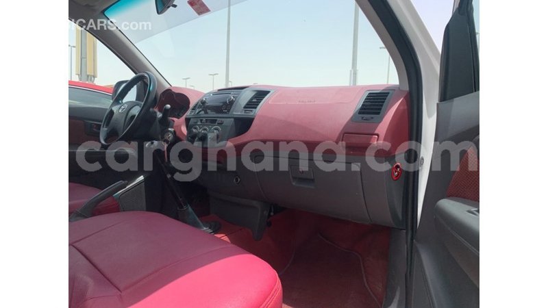 Big with watermark toyota hilux ashanti import dubai 45081