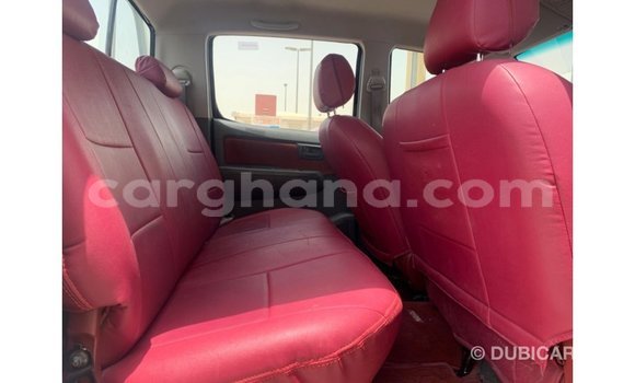 Ra Imported Toyota Hilux funfun Ọkọ̀ in Import - Dubai ni Ashanti Ra Imported Toyota Hilux funfun Ọkọ̀ in Import - Dubai ni Ashanti