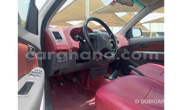 Ra Imported Toyota Hilux funfun Ọkọ̀ in Import - Dubai ni Ashanti Ra Imported Toyota Hilux funfun Ọkọ̀ in Import - Dubai ni Ashanti
