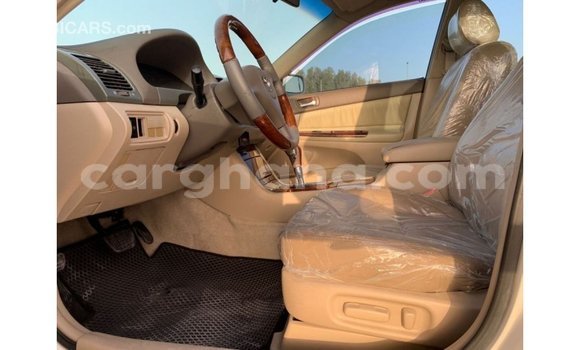 Ra Imported Toyota Camry funfun Ọkọ̀ in Import - Dubai ni Ashanti Ra Imported Toyota Camry funfun Ọkọ̀ in Import - Dubai ni Ashanti