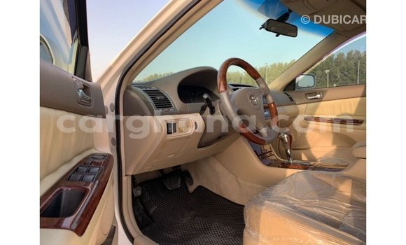 Ra Imported Toyota Camry funfun Ọkọ̀ in Import - Dubai ni Ashanti Ra Imported Toyota Camry funfun Ọkọ̀ in Import - Dubai ni Ashanti