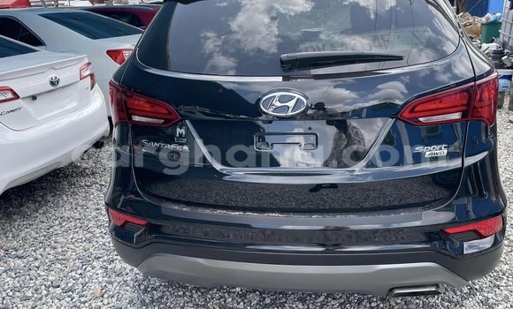Sayi Na hannu Hyundai Santa Fe Black Mota in Accra a Greater Accra Sayi Na hannu Hyundai Santa Fe Black Mota in Accra a Greater Accra