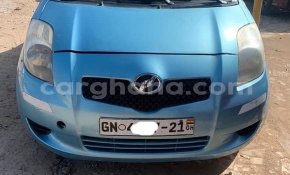Ra Àlòkù Toyota Vitz Alawọ ewe Ọkọ̀ in Tema ni Greater Accra