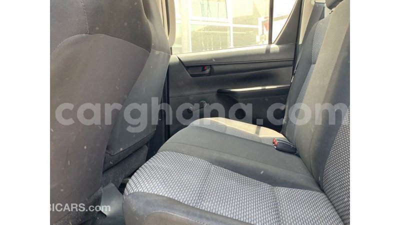 Big with watermark toyota hilux ashanti import dubai 45102