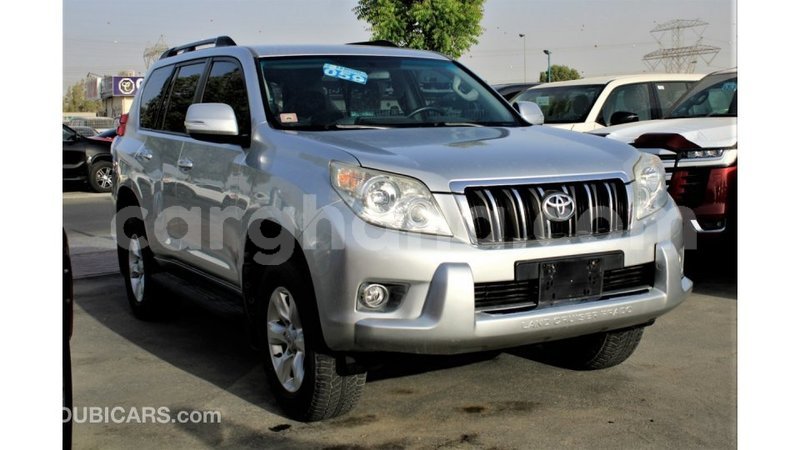 Big with watermark toyota prado ashanti import dubai 45105