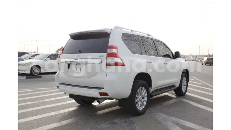 Big with watermark toyota prado ashanti import dubai 45106