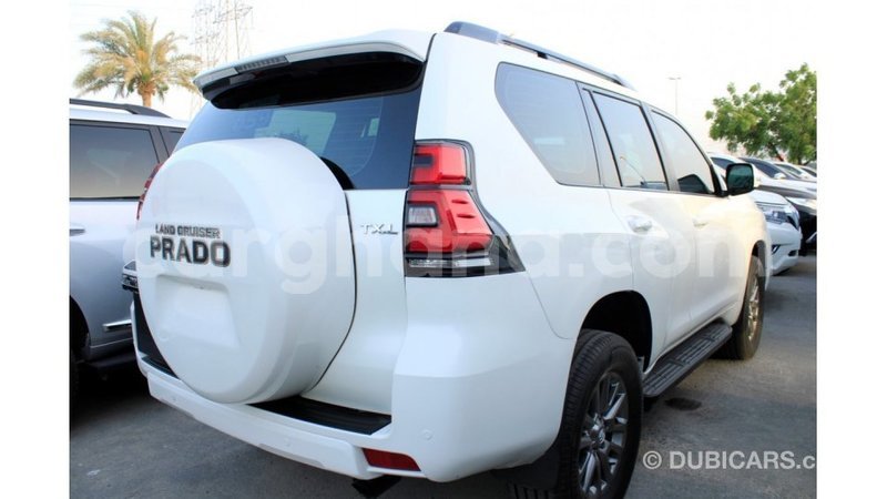 Big with watermark toyota prado ashanti import dubai 45107