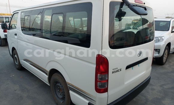 Buy Used Toyota Hiace White Car in Accra in Greater Accra Buy Used Toyota Hiace White Car in Accra in Greater Accra