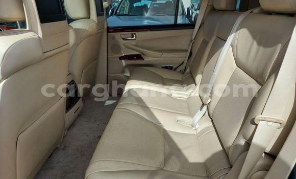Sayi Na hannu Lexus LX 570 White Mota in Accra a Greater Accra Sayi Na hannu Lexus LX 570 White Mota in Accra a Greater Accra
