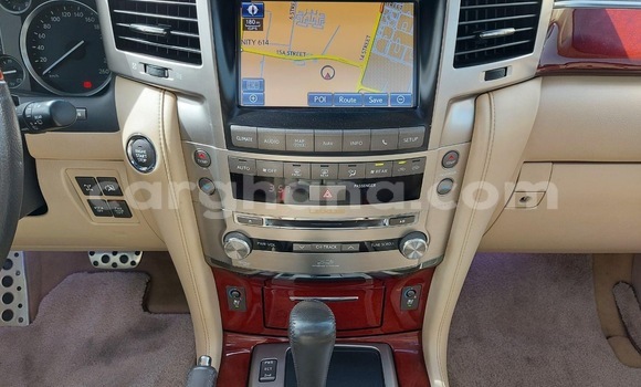 Sayi Na hannu Lexus LX 570 White Mota in Accra a Greater Accra Sayi Na hannu Lexus LX 570 White Mota in Accra a Greater Accra