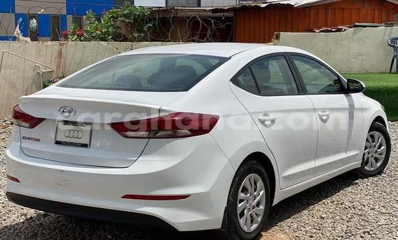 Sayi Na hannu Hyundai Elantra White Mota in Accra a Greater Accra Sayi Na hannu Hyundai Elantra White Mota in Accra a Greater Accra