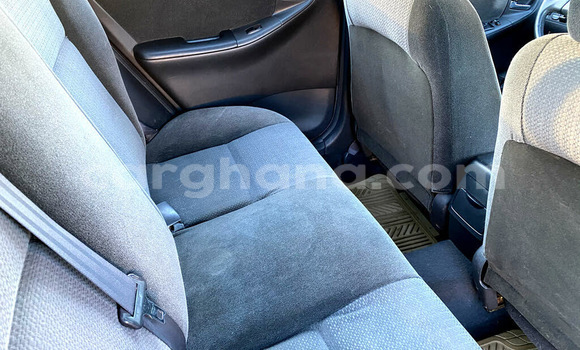 Sayi Na hannu Toyota Corolla Azurfa Mota in Accra a Greater Accra Sayi Na hannu Toyota Corolla Azurfa Mota in Accra a Greater Accra